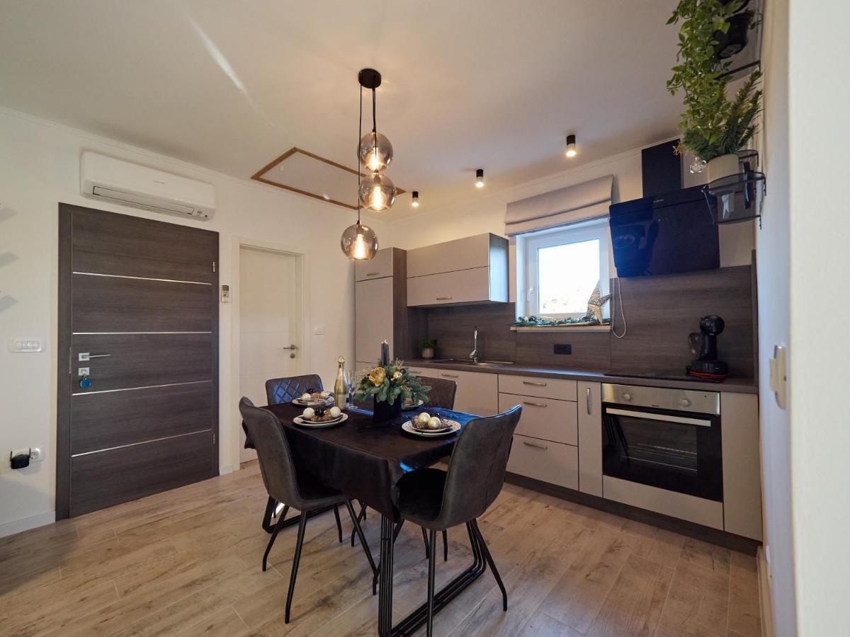 New Apartment Vivano V I D With Amazing View ザンブラティヤ エクステリア 写真